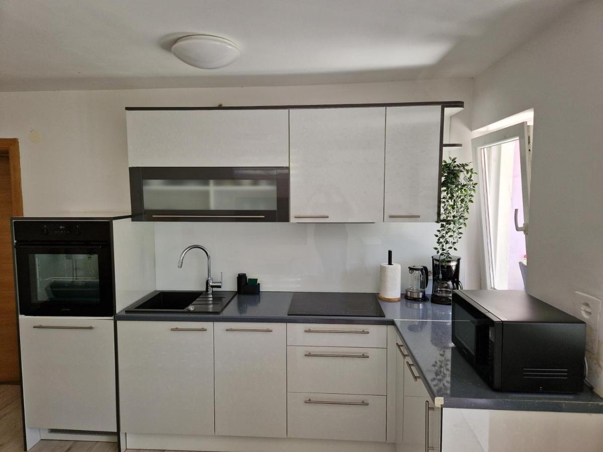 Apartman Jurjevic Krk Town Exterior photo