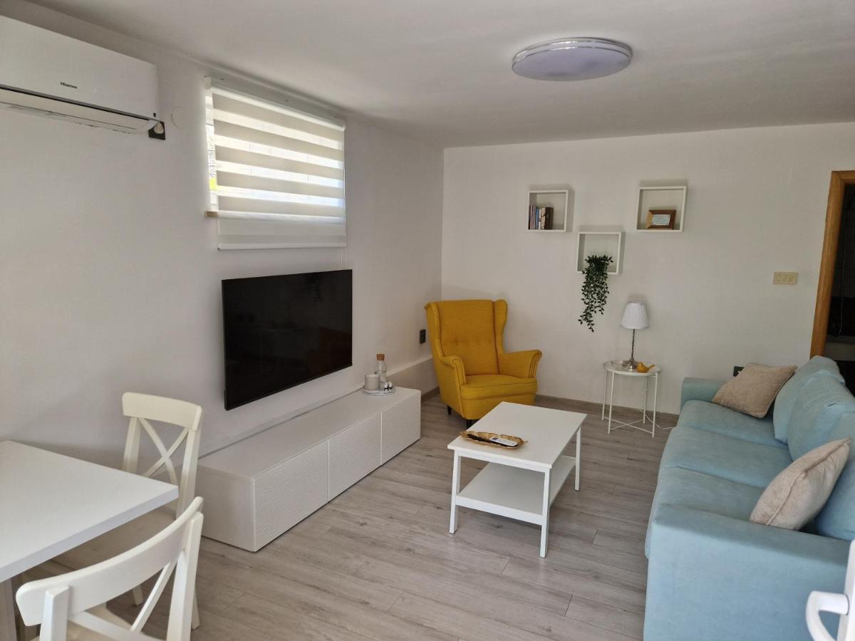 Apartman Jurjevic Krk Town Exterior photo